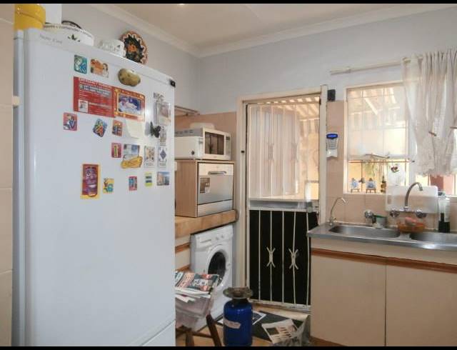 6 BEDROOM HOUSE FOR SALE IN TURFFONTEIN